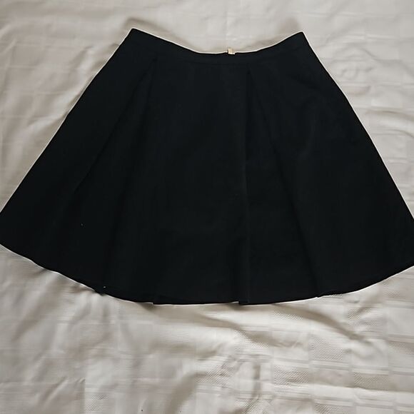 Elegant Black Women's Skirt - Picture 11 of 16